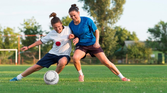 大迪真不愧是喜剧人！王艺迪：这烟雾我如此嫌弃.